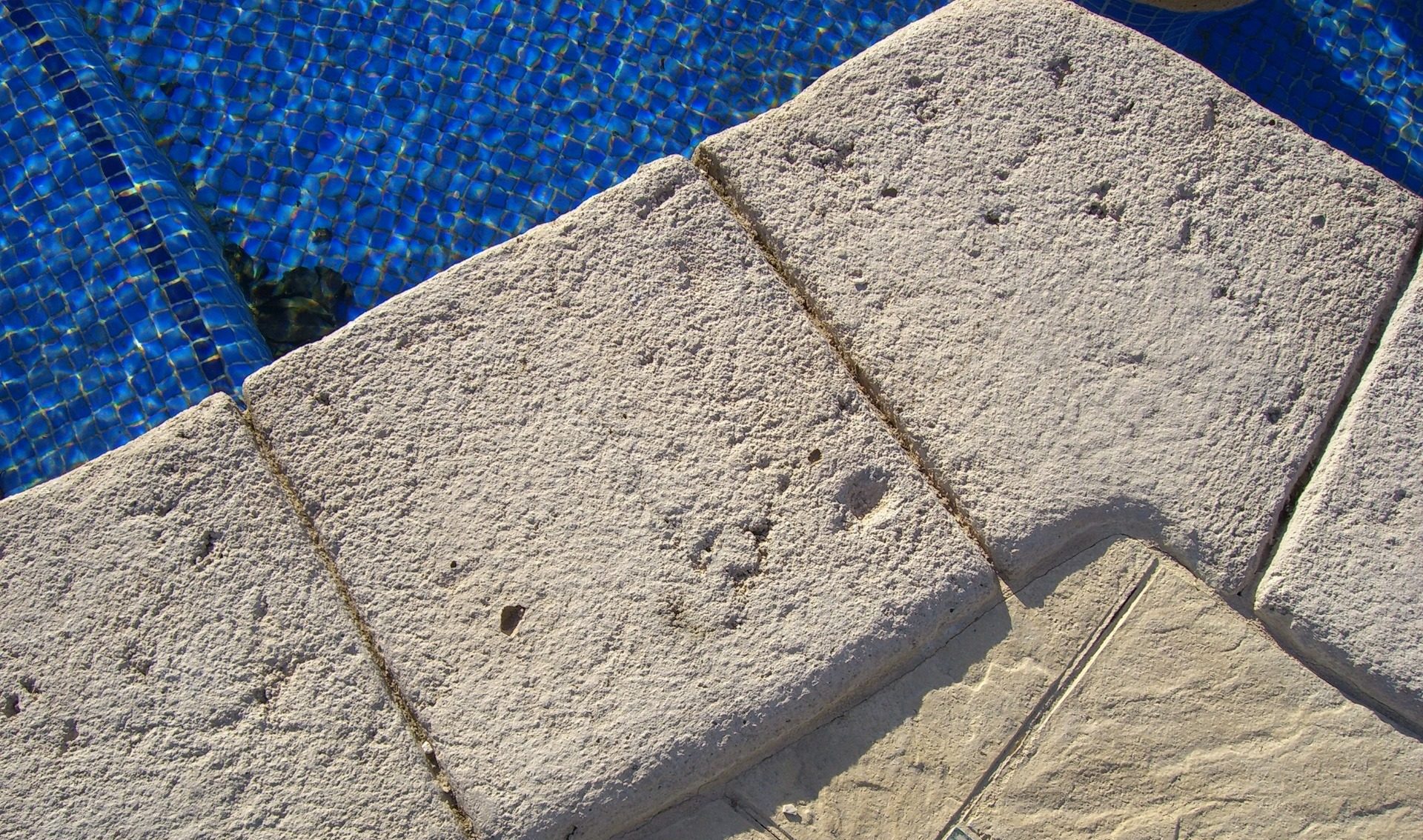 cropped-piscina1-2